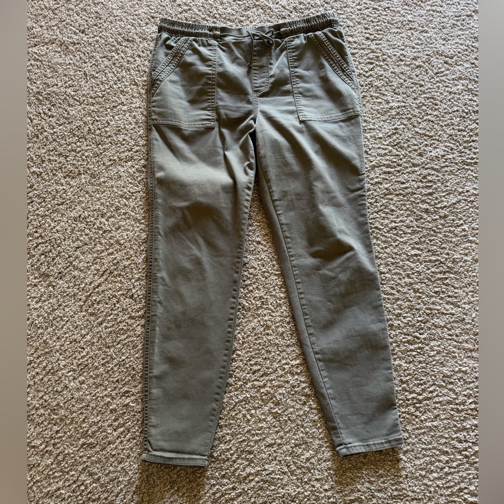 Maurice’s Olive Green weekender Pants